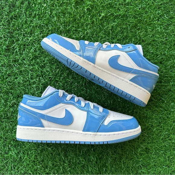 Nike Air Jordan 1 Low Se White / Legend Blue - Picture 15 of 16